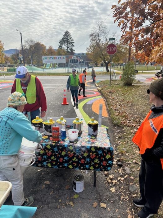 Kiwanis Club volunteers prepping site